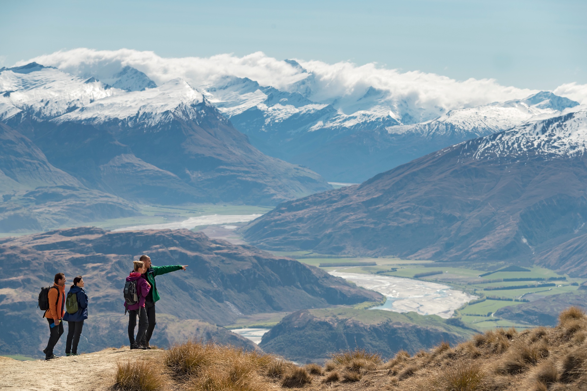Hiking Southern Alps New Zealand